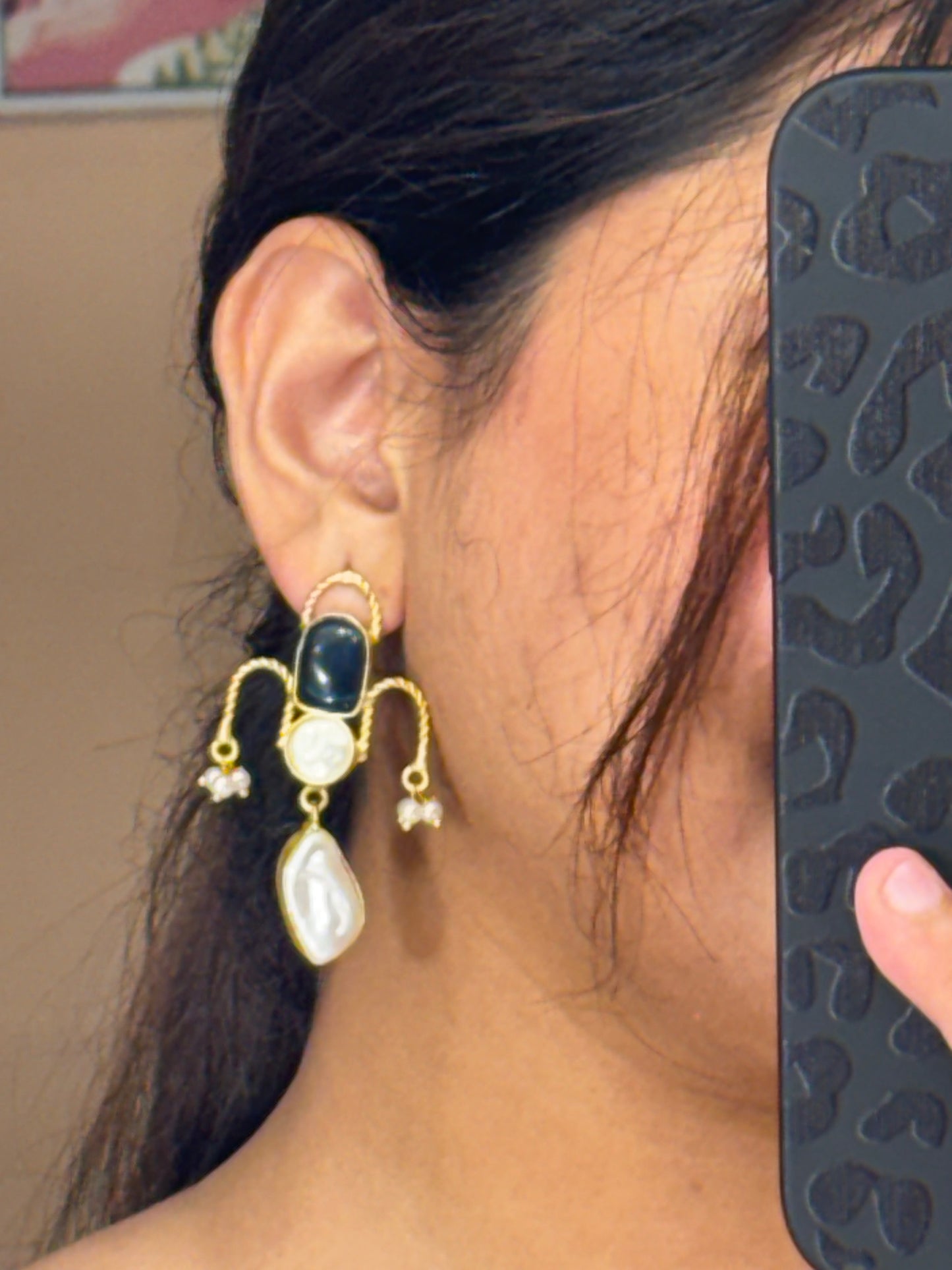 Maya Black Pearl Earrings