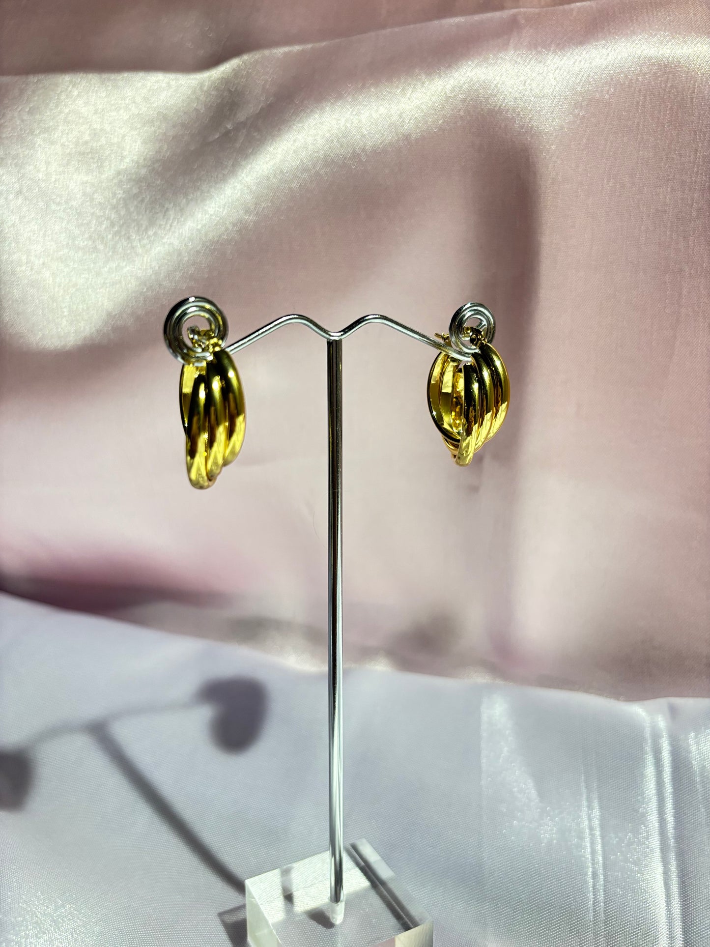 The Maya Sculptural Crossover Hoop Earrings