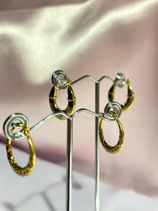 The Maya Duo Texture Huggie Hoop Set