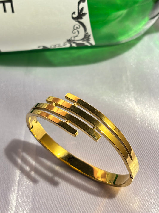 The Maya Minimalist Multi-Band Bangle