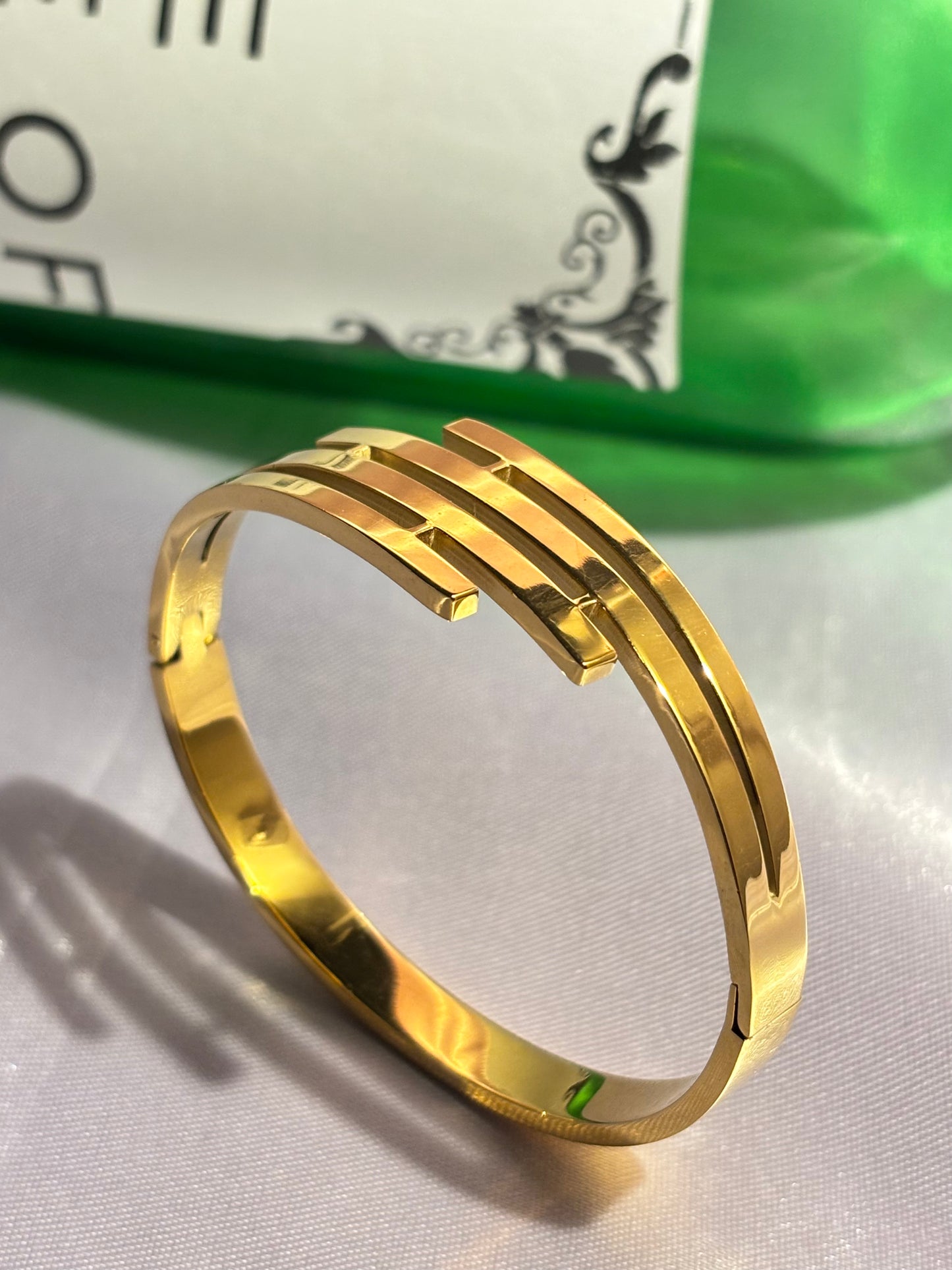The Maya Minimalist Multi-Band Bangle