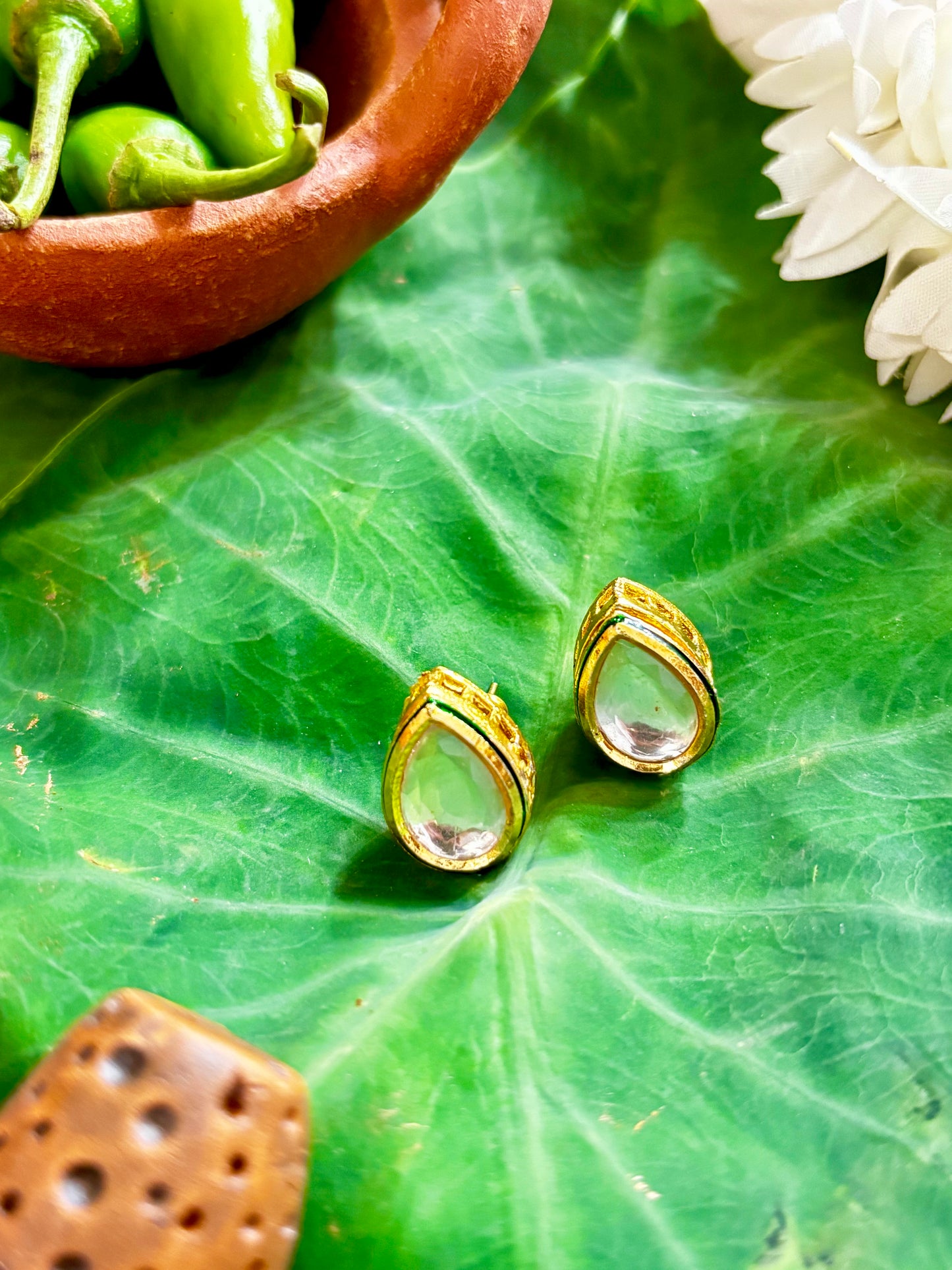 Maya Teardrop Kundan Solitaire Stud Earrings