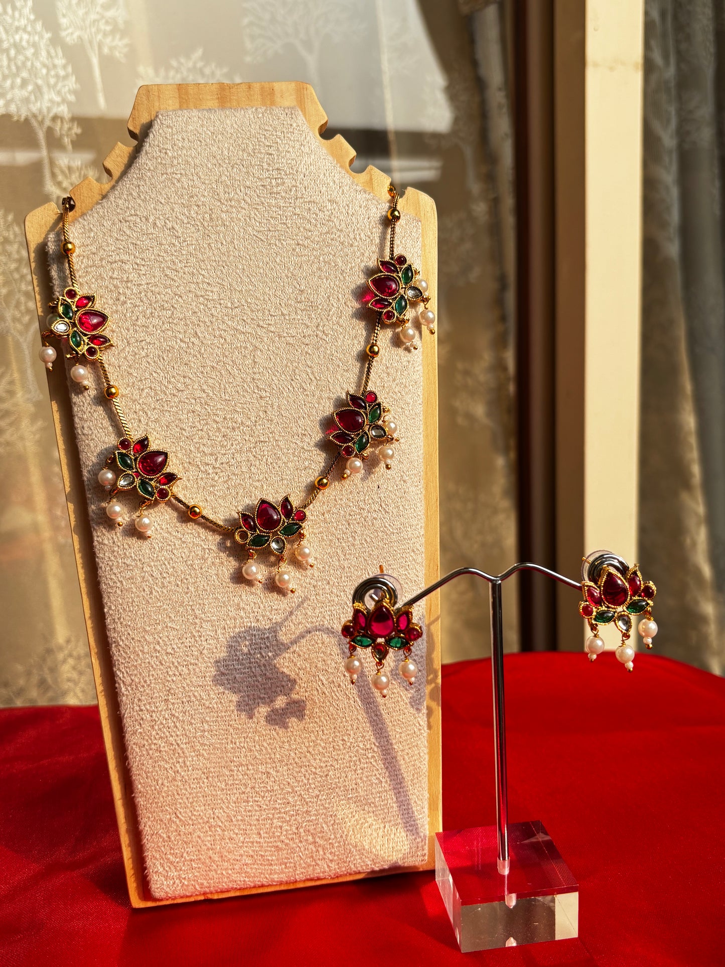 Maya Lotus Necklace Set