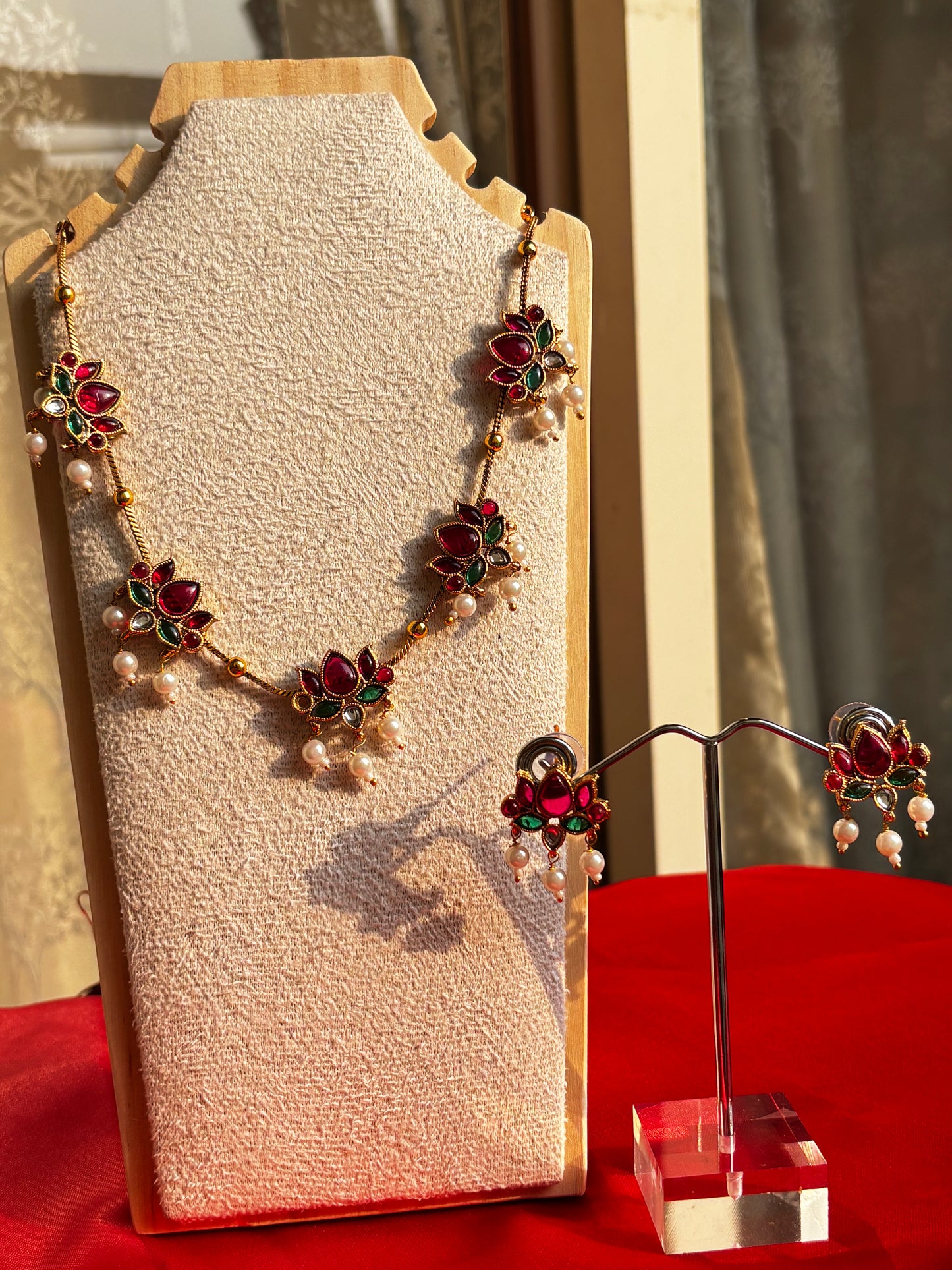 Maya Lotus Necklace Set